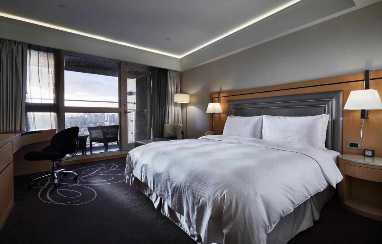 K Hotel Taipei Songjiang Bagian luar foto