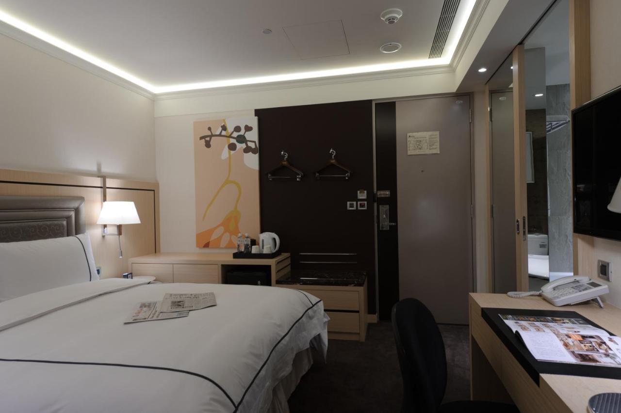 K Hotel Taipei Songjiang Ruang foto
