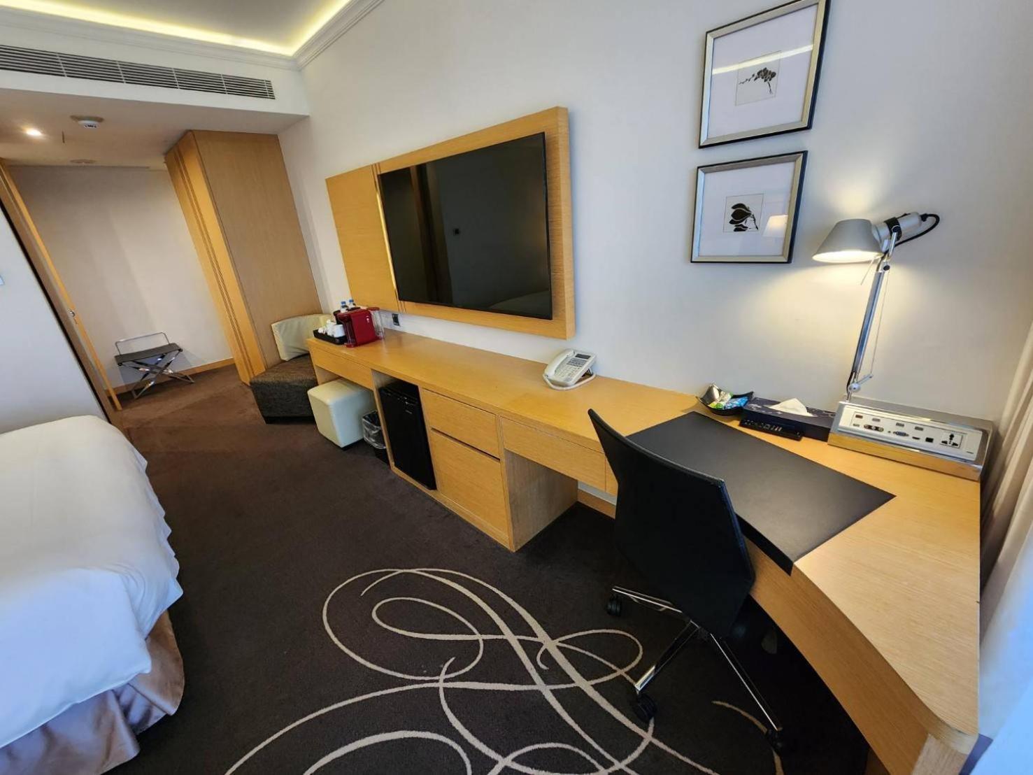 K Hotel Taipei Songjiang Bagian luar foto