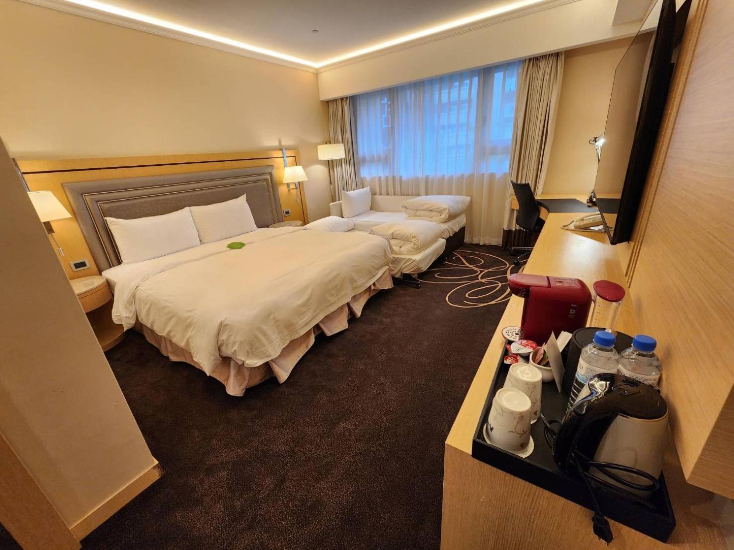 K Hotel Taipei Songjiang Bagian luar foto