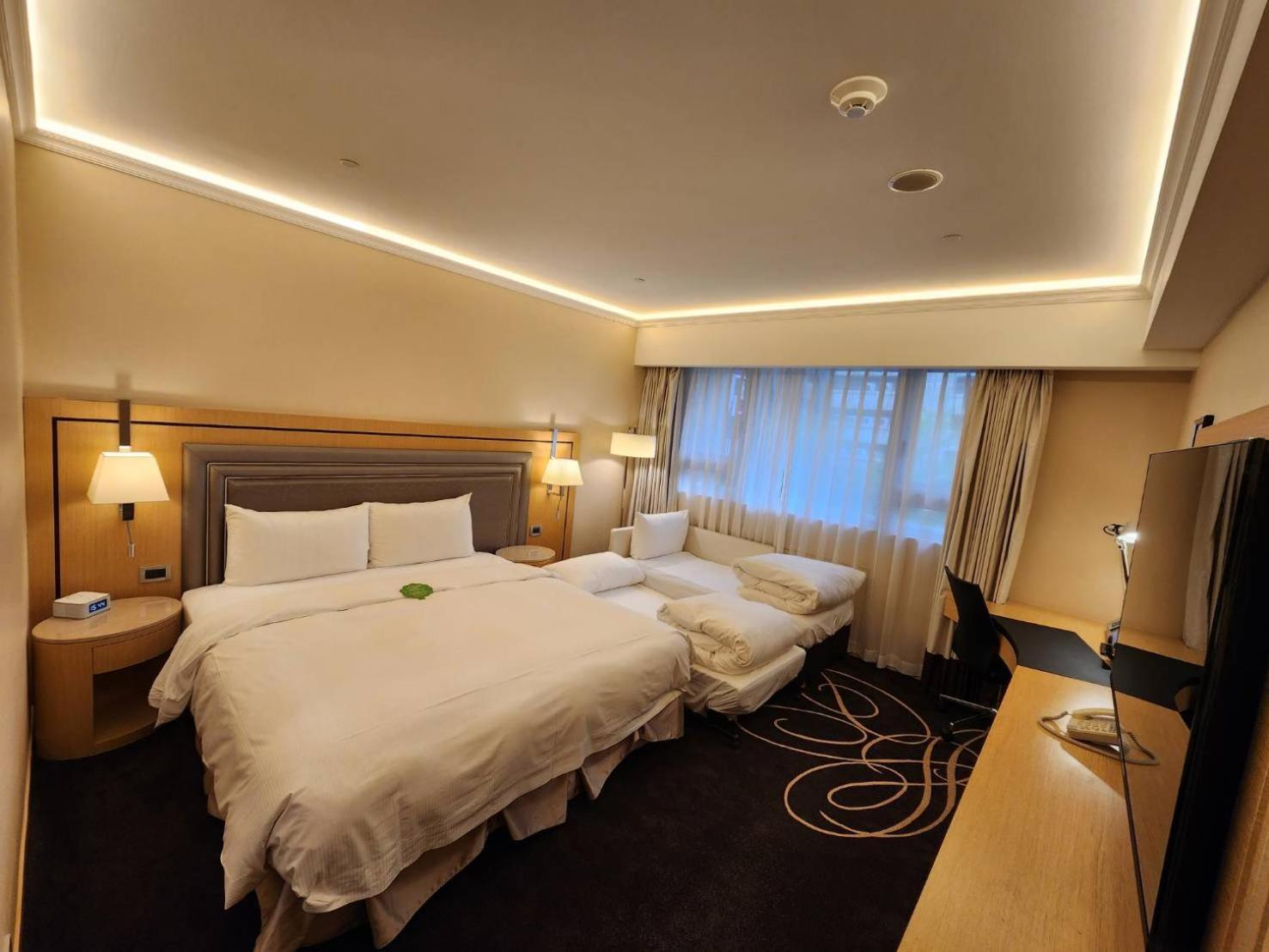 K Hotel Taipei Songjiang Bagian luar foto