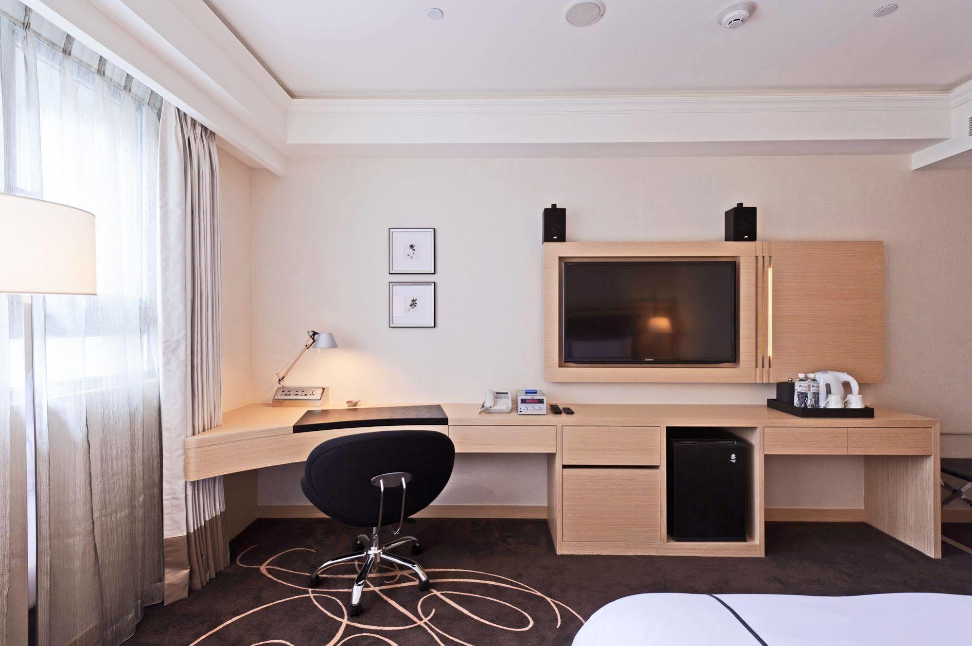 K Hotel Taipei Songjiang Bagian luar foto