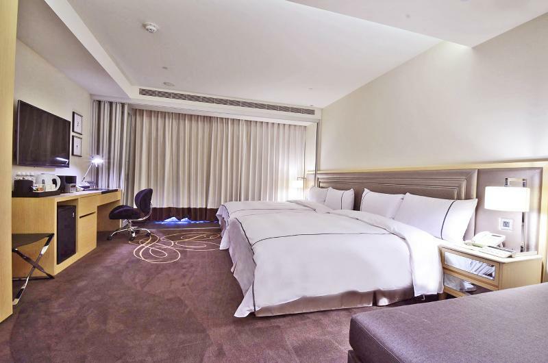 K Hotel Taipei Songjiang Bagian luar foto